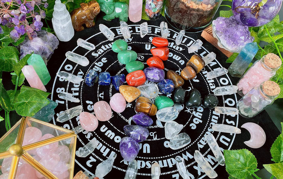 QINJIEJIE Black Obsidian Crystals Polished Stones Bulk 0.6-1" Natural Stone Tumbled Reiki Healing Crystal for Succulents Plants Vase Filler Decoration Bulk 0.45 LBS