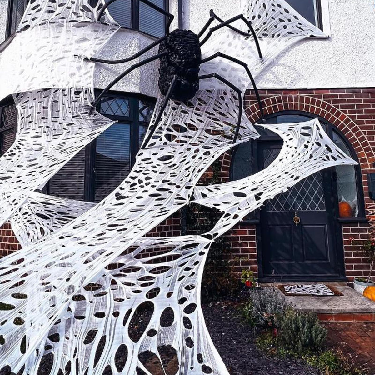 CMKTA Spider Web Halloween Decoration, 2 lb Weight Giant Elastic Spider Web Outdoor Decorations, DIY Beef Netting Spider Web Halloween Party Decor (950 Sqft)