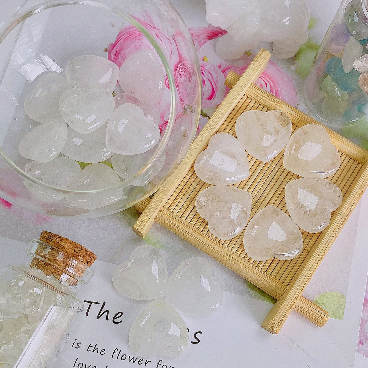 20 PCS Clear Crystal Heart Healing Crystals Cute Polished Crystal Mini Pocket Stones Natural Palm Love Gemstones Set Bulk Wholesale Reiki Energy Balancing Meditation Valentine's Day Gift