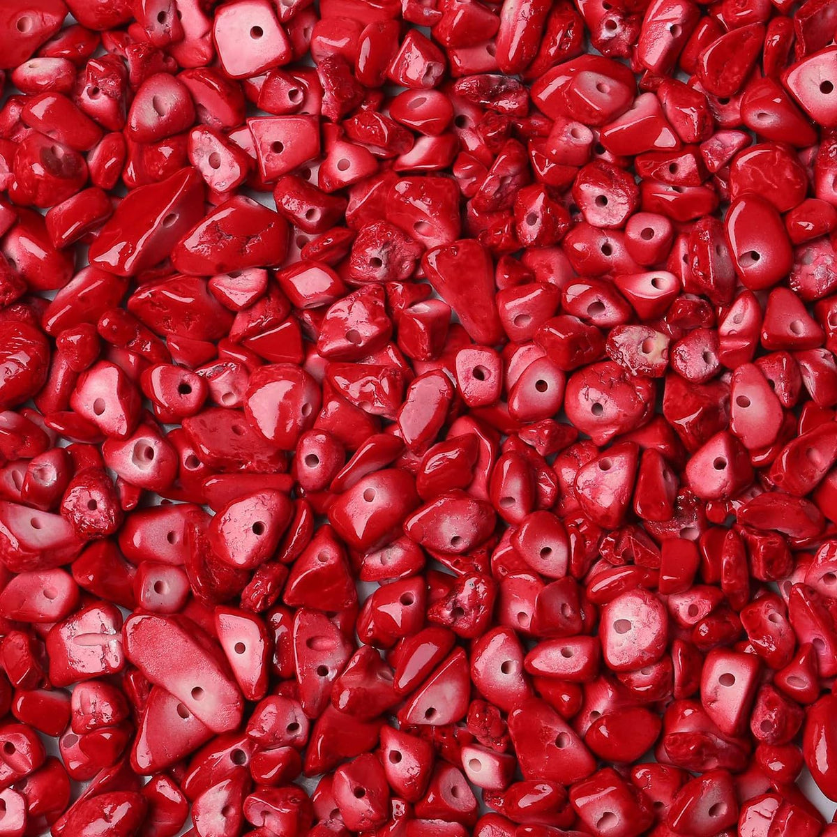 LAIDANLA Red Turquoise 400pcs Natural Chip Stone Beads 5-8mm Healing Crystal Irregular Gemstones Drilled DIY Loose Rocks Bead Crystal for Bracelet Earrings Necklace Jewelry Making Crafting