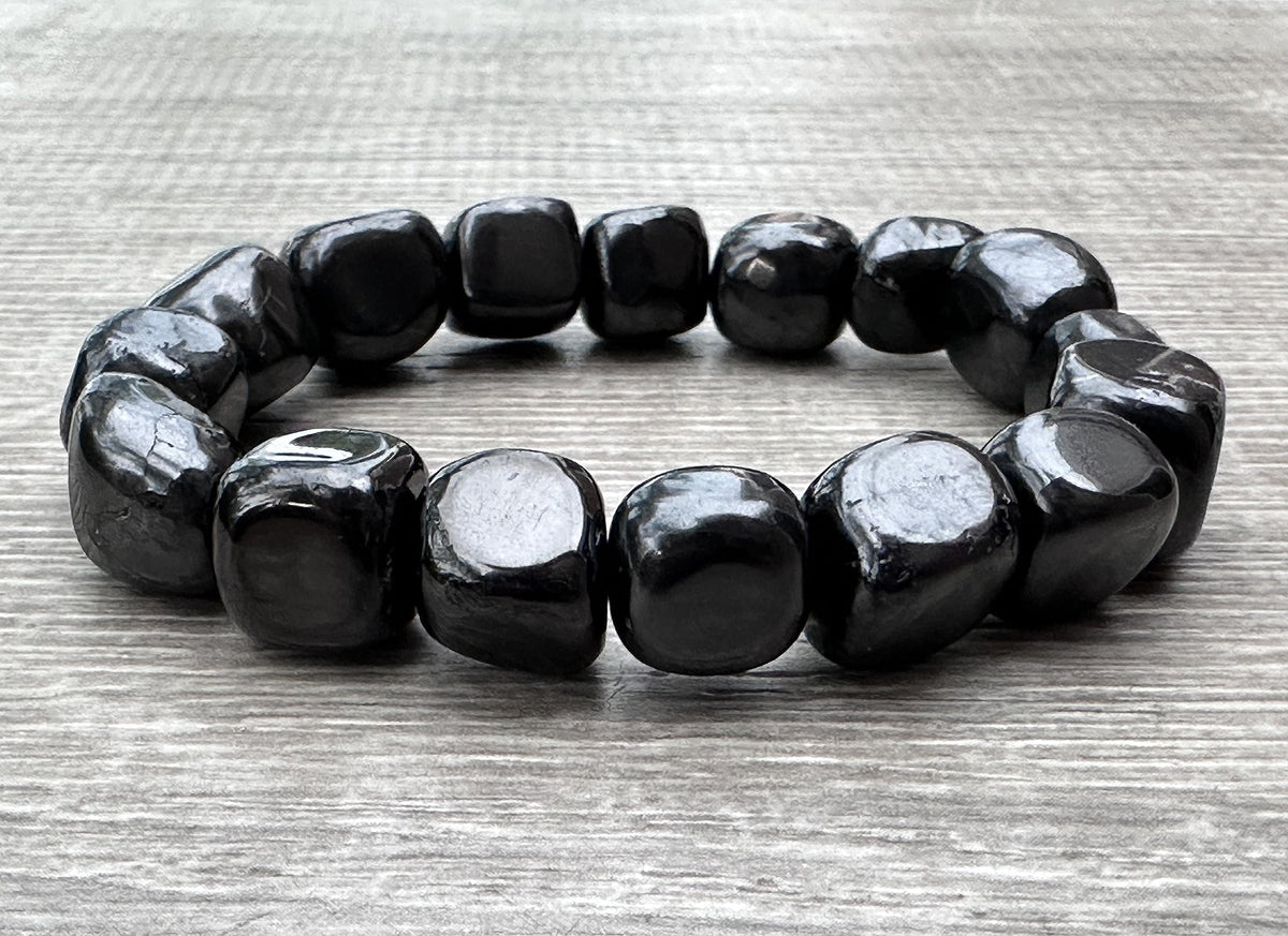 GAF TREASURES Shungite Crystal Nugget Bracelet, Genuine Shungite Tumbled Gemstone Bracelet, Healing Crystal Bracelet, Gift for Men & Women (1)