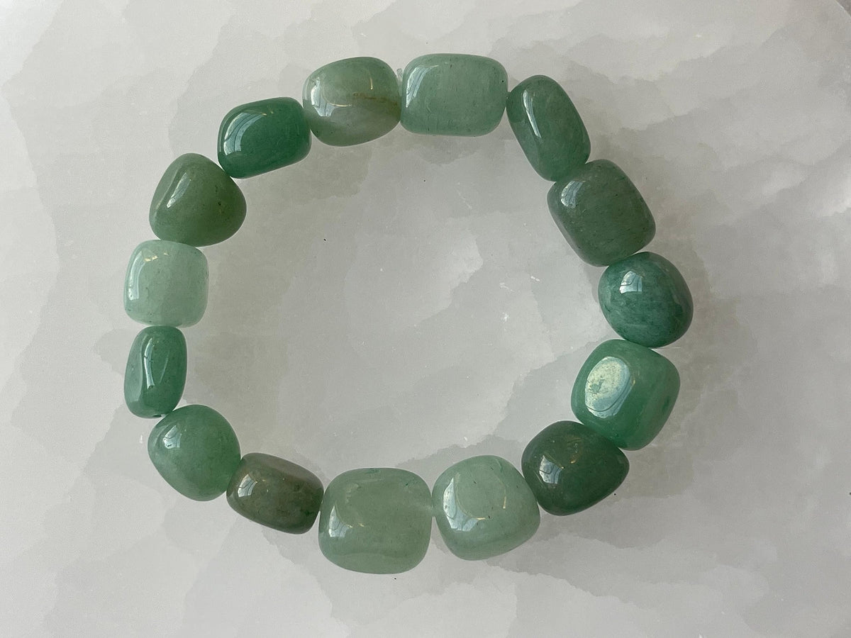 GAF TREASURES Green Aventurine Crystal Nugget Bracelet, Genuine Green Aventurine Tumbled Gemstone Bracelet, Healing Crystal Bracelet, Gift for Men & Women (1)