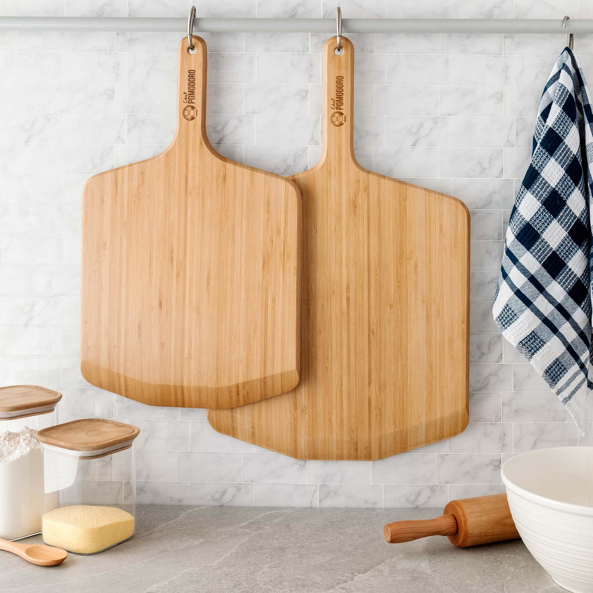 Chef Pomodoro Wooden Pizza Peel 14 inch, Homemade Wood Pizza Paddle, Board with with Handle, Indoor and Outdoor Oven Accessories, Spatula Gourmet Prep Shovel for Launching and Serving Pies and Bread