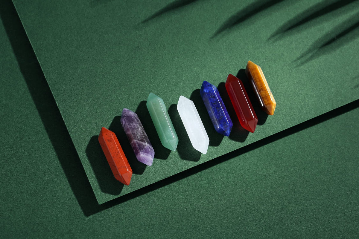 Healing Crystals Stones Sets 7 Chakra Natural Clear Quartz Amethyst Green Aventurine Tiger Eye Carnelian Red Stone Reiki Gemstones Points Energy Balancing Meditation Therapy