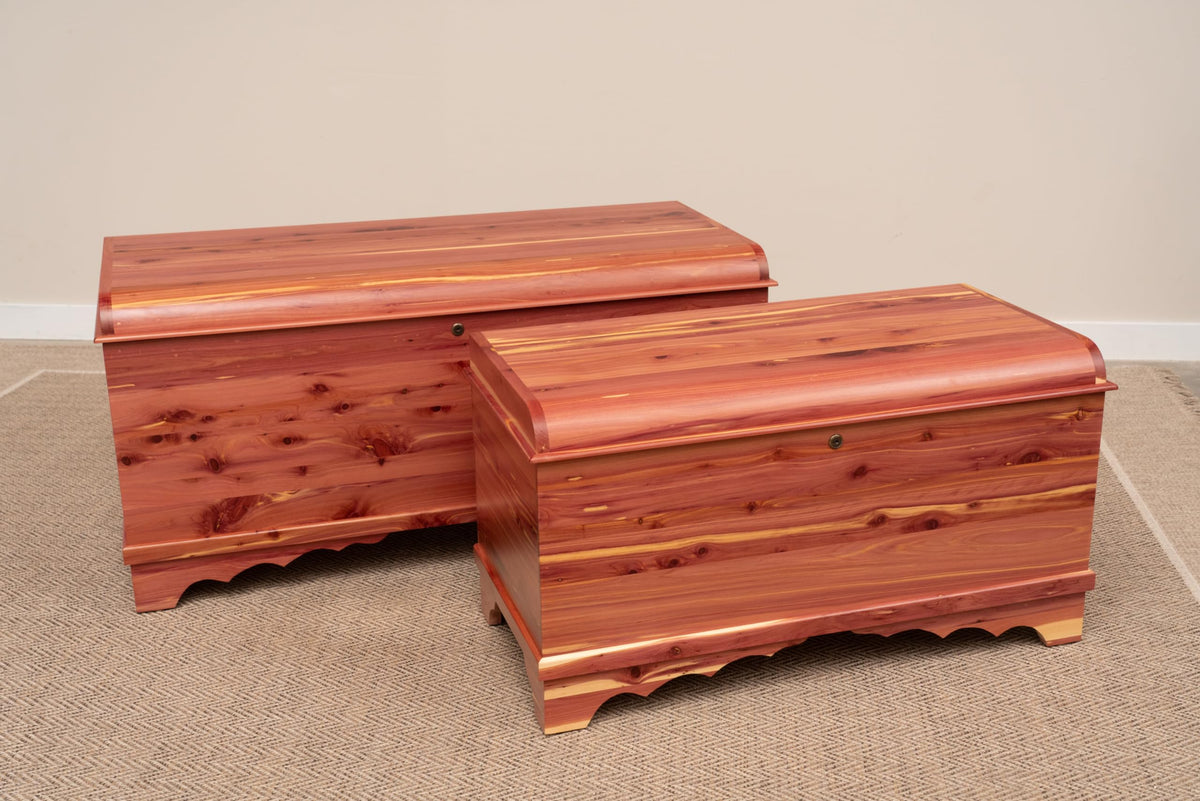 Rustic Red Door Co. Cedar Hope Chest with Waterfall Top and Tray, Amish Made Wooden Storage Trunk Box for Bedroom, Blanket, Clothes, Anti-Slam Hinges and Lock, Cedar Wood, Natural Stain, 36" Long