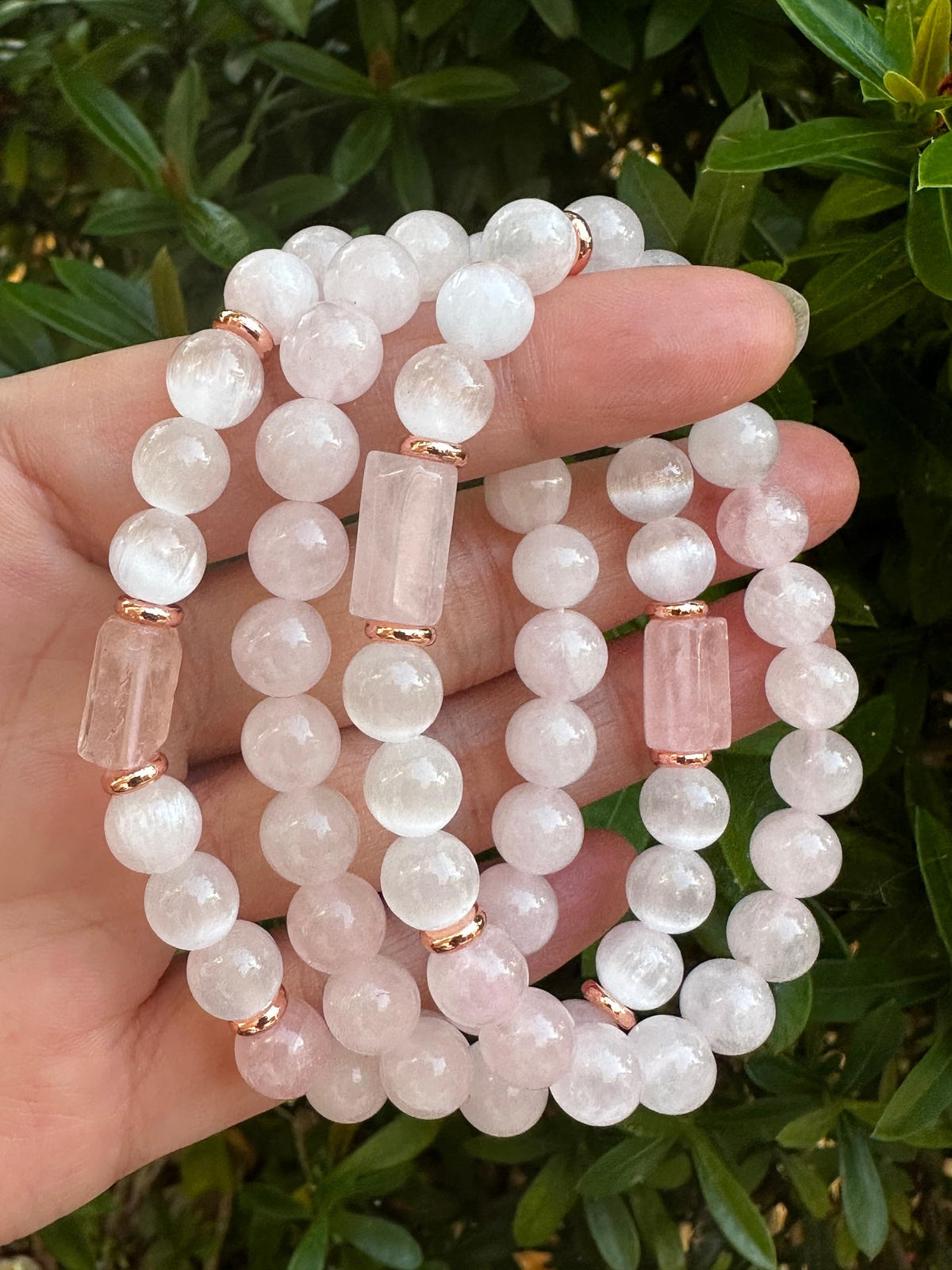 GAF TREASURES Rose Quartz and Selenite Crystal Bead Bracelet 8mm, Genuine Rose Quartz Cylinder with Copper Discs Stretch Gemstone Bracelet, Healing Crystal Bracelet, Gift for Men & Women (1)