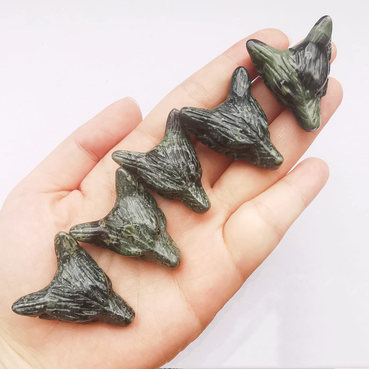 Bacatgem Natural Kambaba Jasper 1.37 inchs Wolf Head Pocket Crystals and Healing Stone Figurine,Haped DIY-Jewelry Pendant
