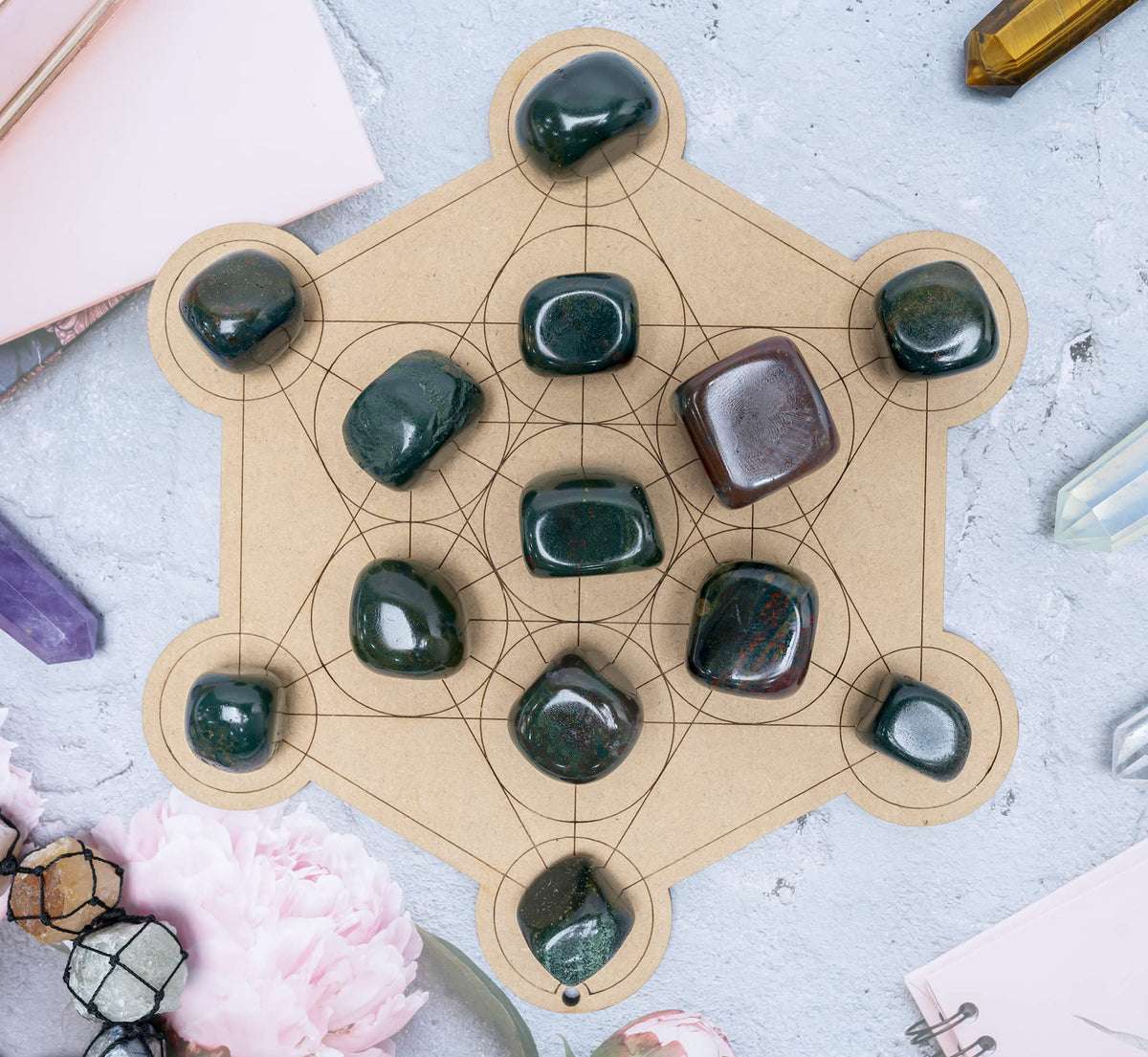 BEZAVO Bloodstone Healing Crystals Stones Set Tumbled Stones and Crystals Bulk for Healing, Reiki, Meditation, Witchcraft Crystals Gemstone for and Spiritual Home Decor 20-25 mm, 1LB
