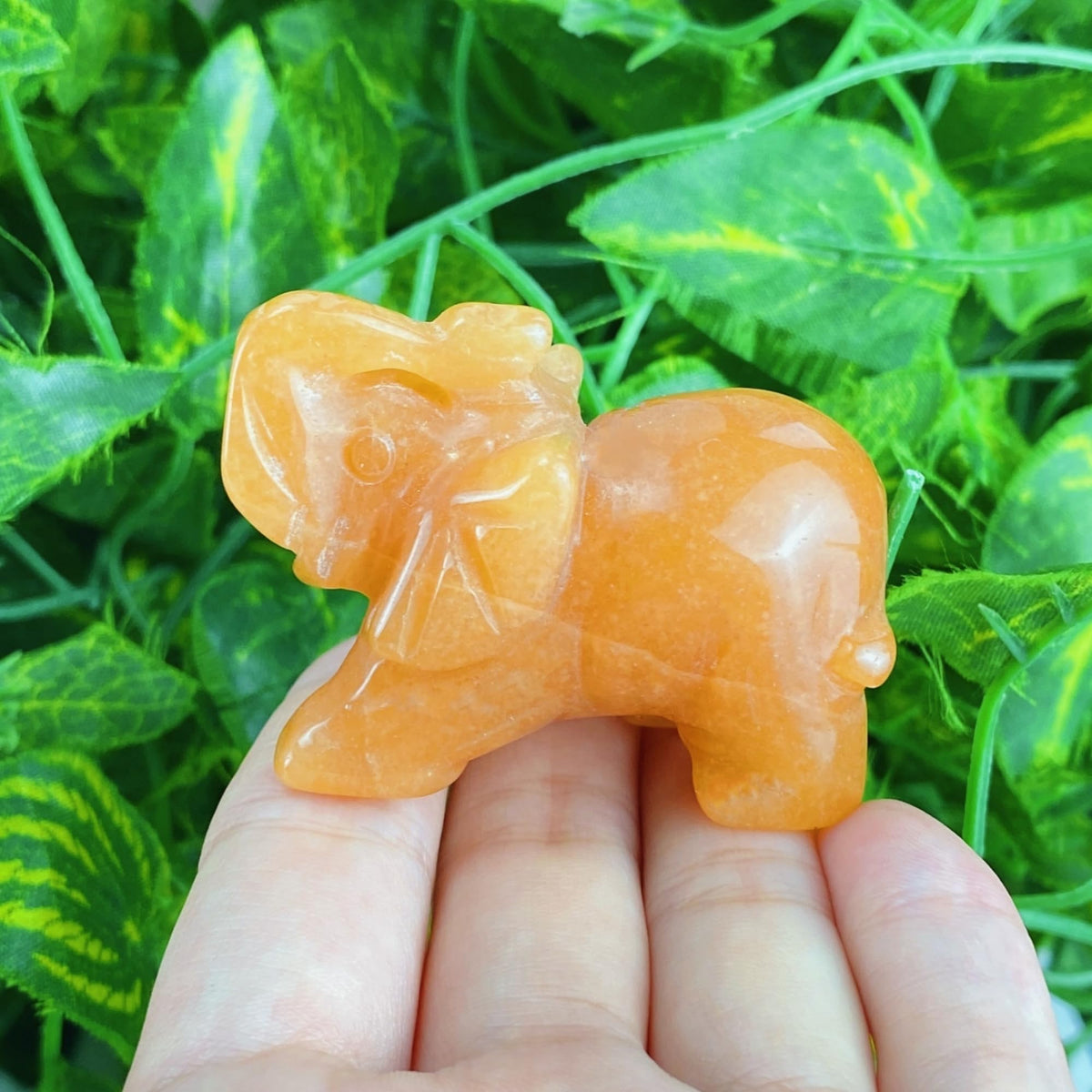 YATOJUZI 2" Red Aventurine Elephant Decor Healing Crystal Cute Polished Natural Stone Hand-Carved Sculpture Statue Figurines Gemstone Hippie Home Room Office Desk Gifts for Women Men