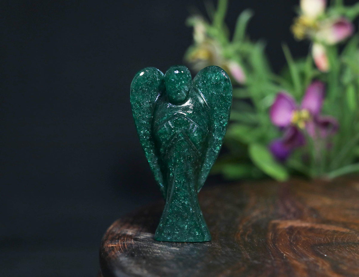 Green Aventurine Gemstone Guardian Angel Healing Crystal, Hand Carved Pocket Angel Figurine - Crystals for Positive Energy, Handmade Mini Statue for Love, Peace & Healing, Natural Gemstone Figurine