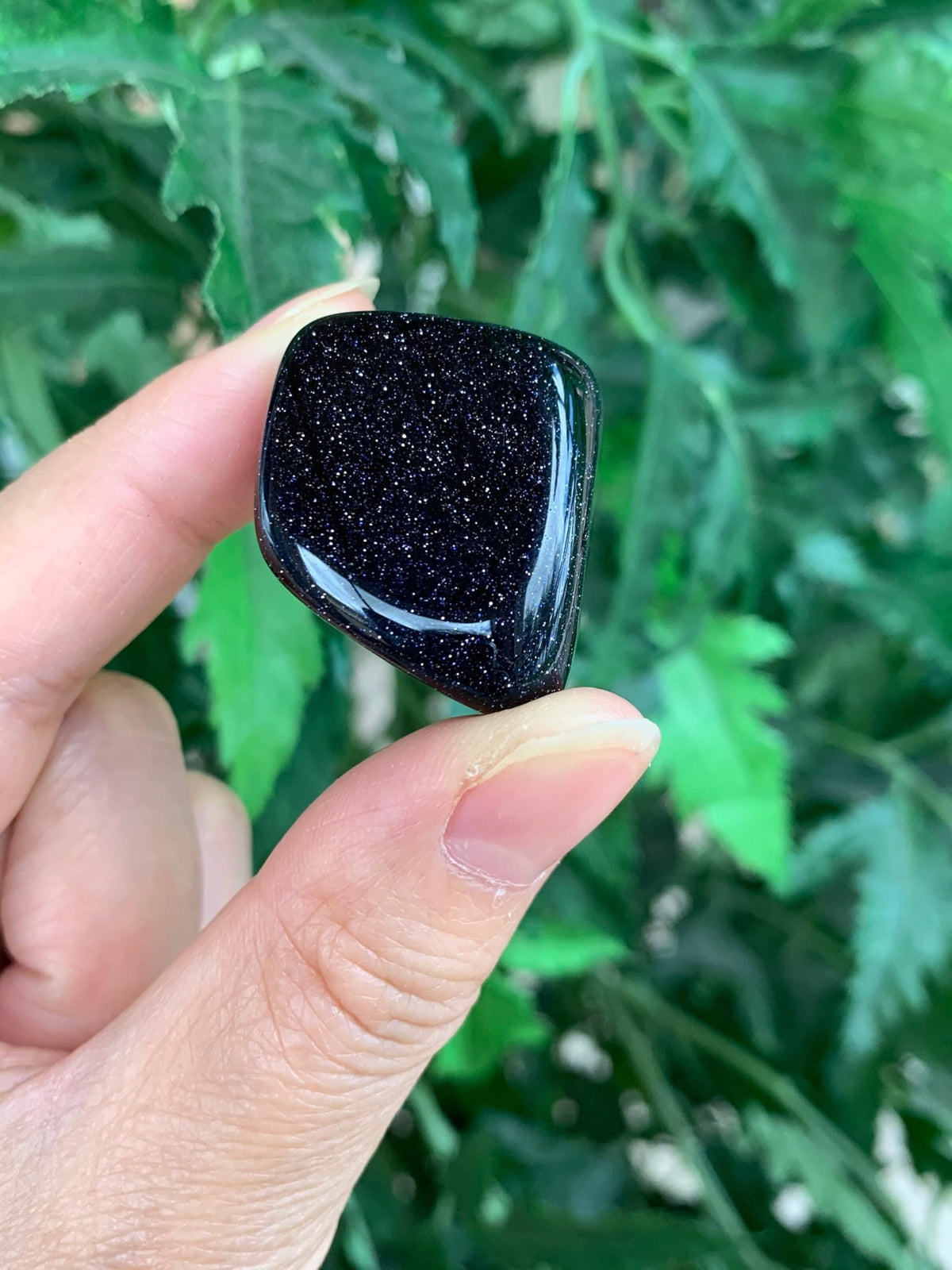 GAF TREASURES 5 Pcs Blue Goldstone Tumbled Stones, Polished Blue Goldstone Gemstone, Blue Goldstone Healing Crystals (Blue Goldstone)