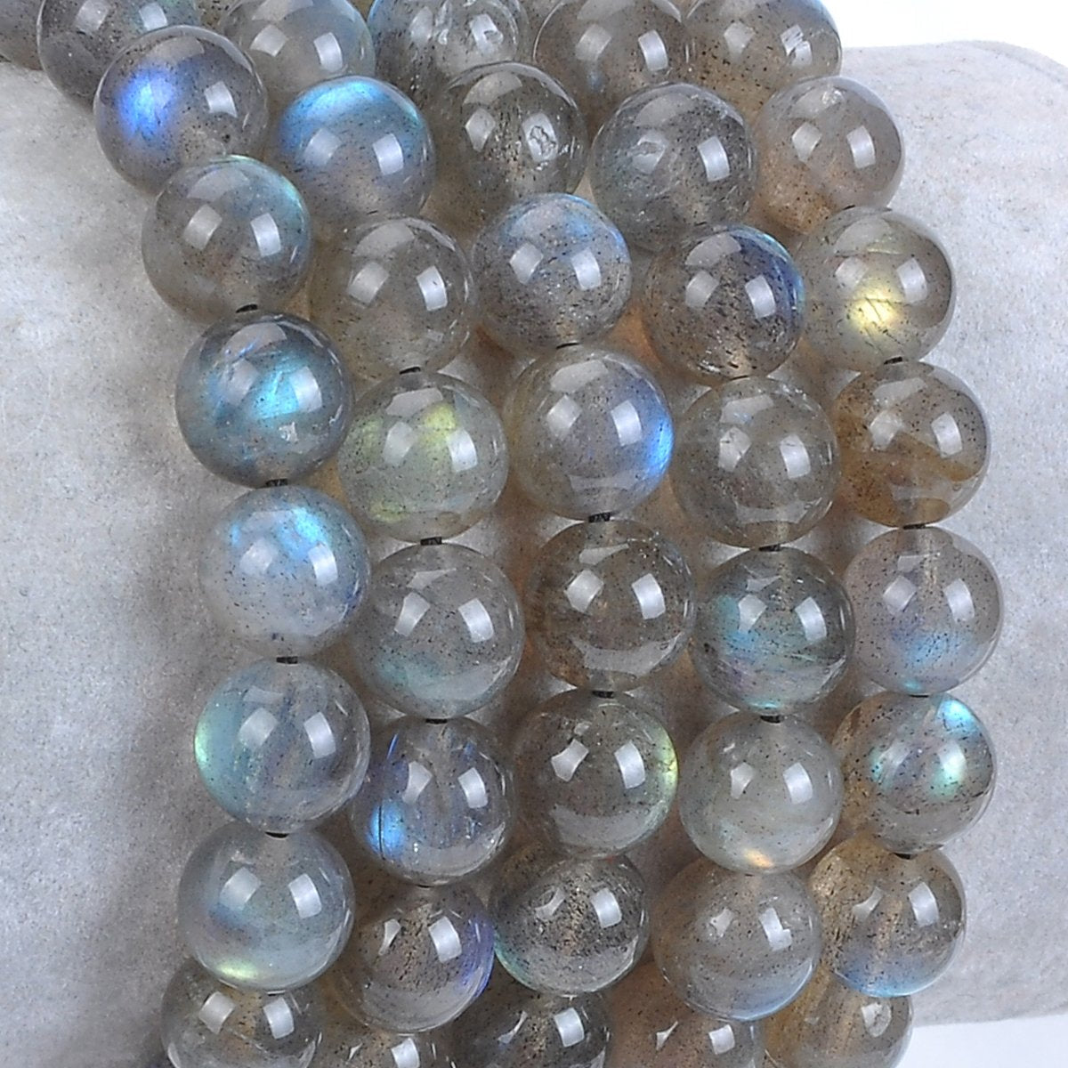 MASSIVE BEADS Natural Healing Power Gemstone Crystal Beads Unisex Adjustable Macrame Bracelets (Labradorite, 8mm)