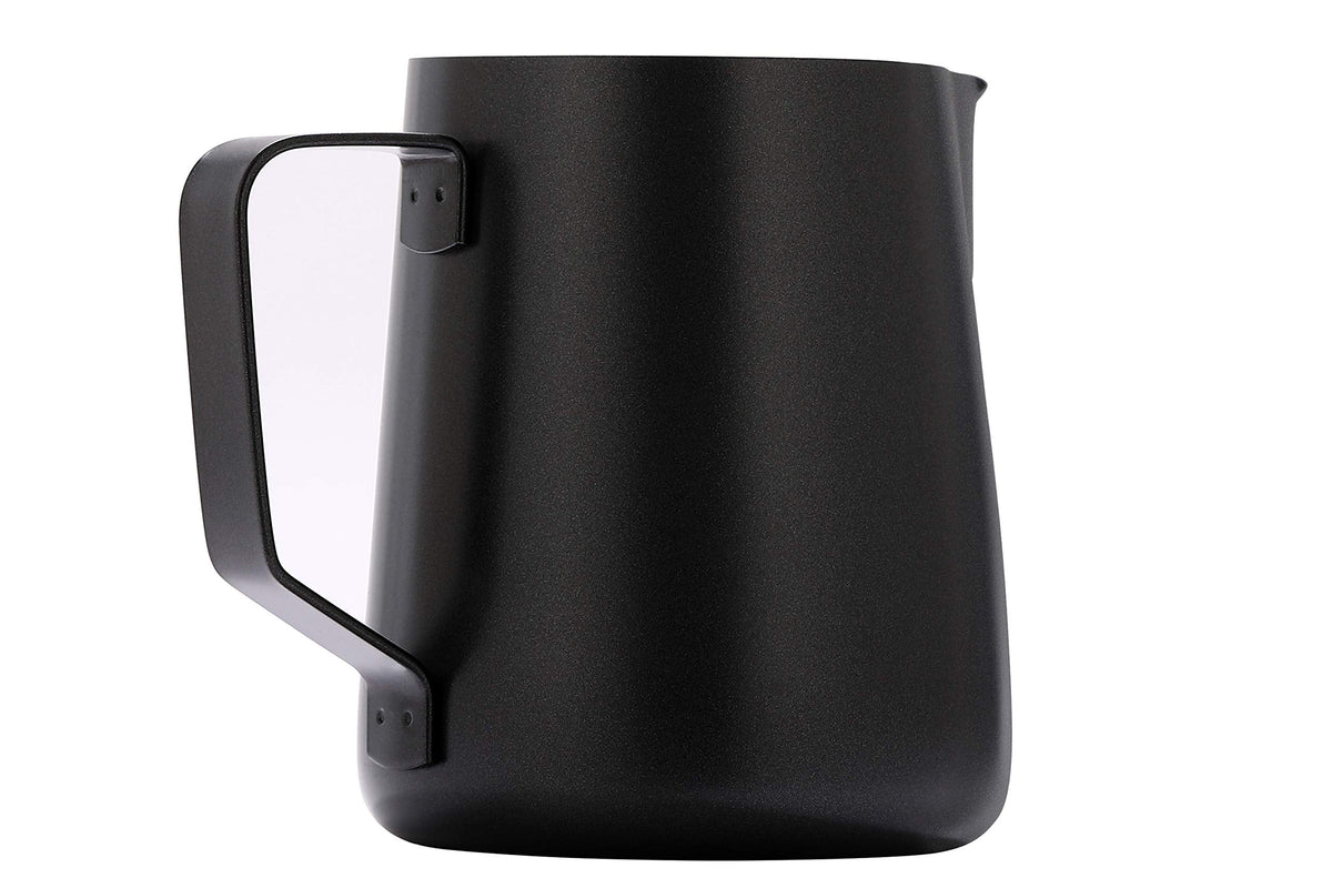 Apexstone 20 oz Black Espresso Steaming Pitcher, Espresso Milk Frothing Pitcher 20 oz Black, Coffee Milk Frothing Cup, Coffee Steaming Pitcher 20 oz/600 ml