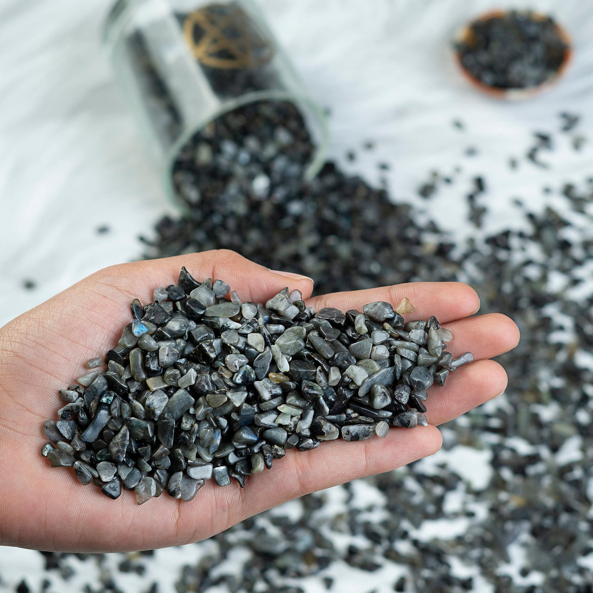 Crocon 1/2 LB Crushed Larvikite Chips Bulk Stones 1100+ Carats Natural Quartz Pieces Irregular Shape Gemstones for House Warming Gifts New Home and Chakra Healing Crystals Home Décor Gifts for Women
