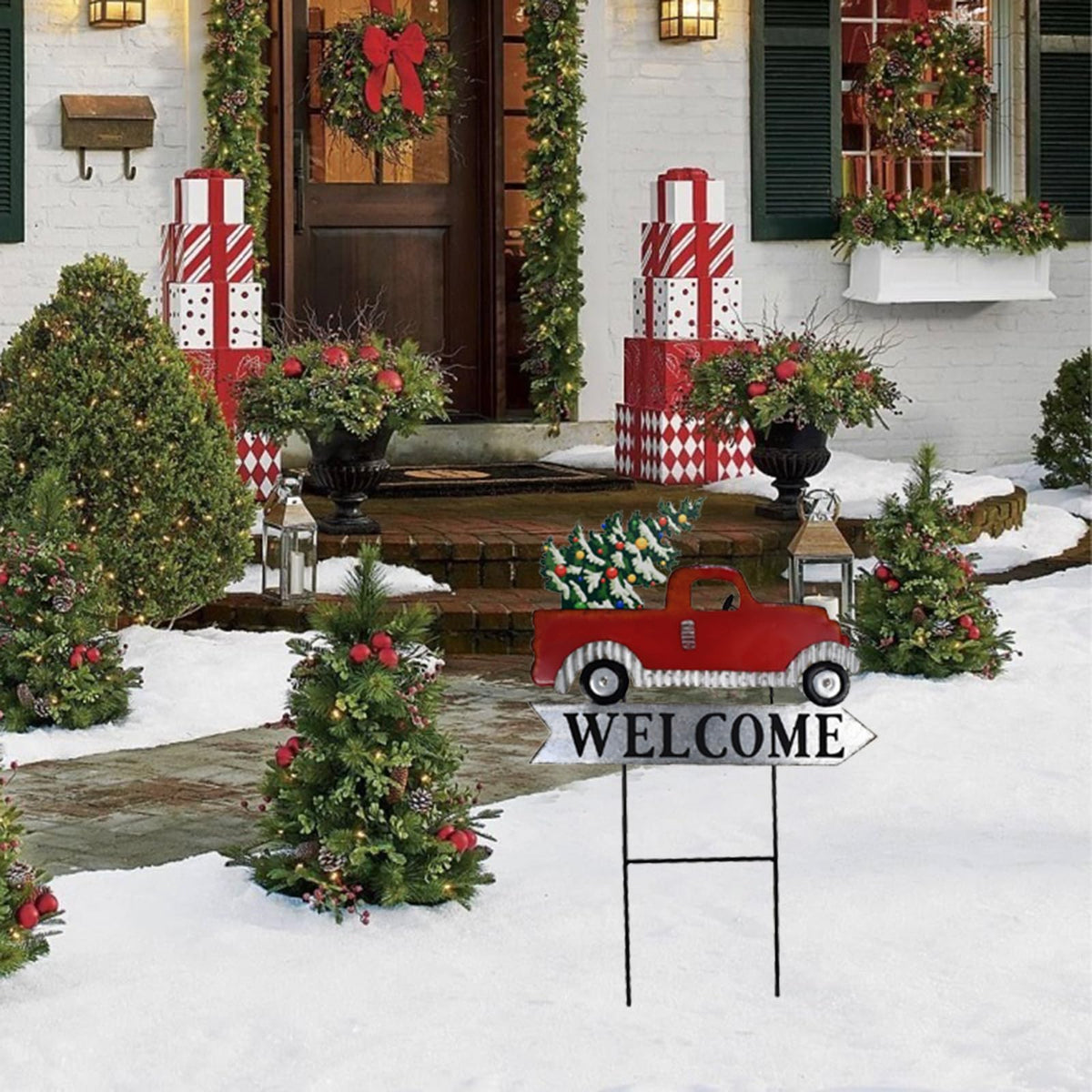 Red Truck Christmas Yard Sign with Interchangeable Christmas Tree Pumpkin Ornament Loads Rustic Metal Pickup Welcome Yard Sign Xmas Outdoor Garden Lawn Stake