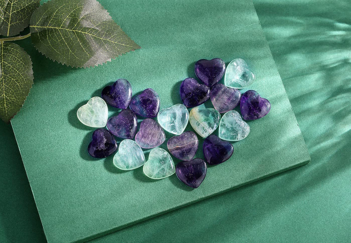 QINJIEJIE 20 PCS Fluorite Heart Healing Crystals Natural Polished Crystal Worry Stones Chakra Mini Cute Palm Love Gemstones Set Bulk Wholesale Reiki Energy Balancing Meditation Valentine's Day Gift