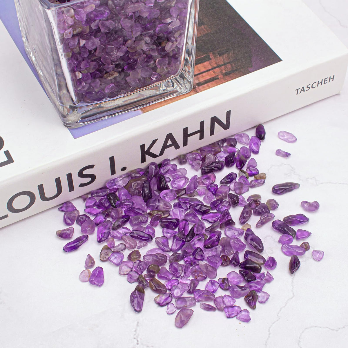 EZEELAI 0.5 Lb/230g Amethyst Quartz Crystal Chips Bulk, Purple Crushed Stones Natural Gemstones Healing Reiki Crystals Mini Quartz Vase Filler Aquarium Gravel Rocks, 5-7mm
