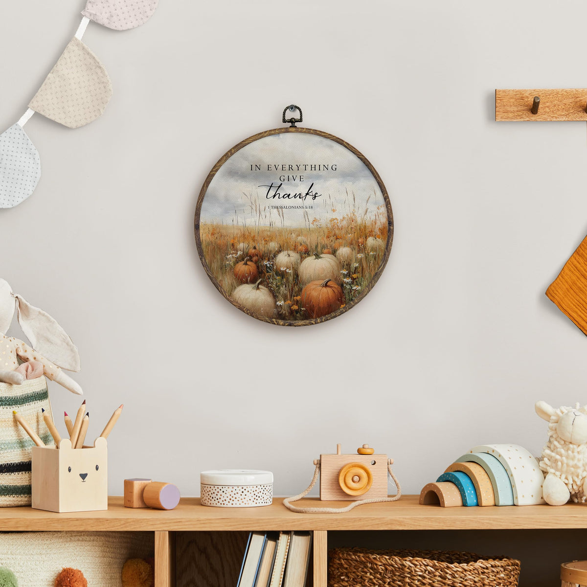 KFXHANGD Fall Christian Round Wall Art Framed, Fall Wall Decor, Autumn Pumpkin Canvas Art, In Everything Give Thanks Hanging Decor for Farmhouse Bedroom Bathroom Living Room, 10x10inch