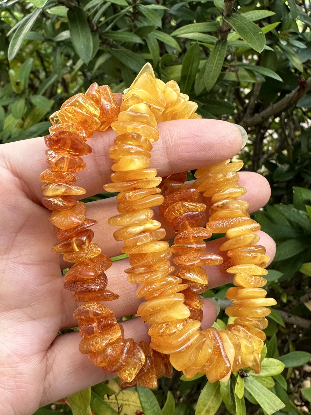 GAF TREASURES Amber Crystal Nugget Bracelet, Genuine Amber Tumbled Gemstone Bracelet, Healing Crystal Bracelet, Gift for Men & Women (1)