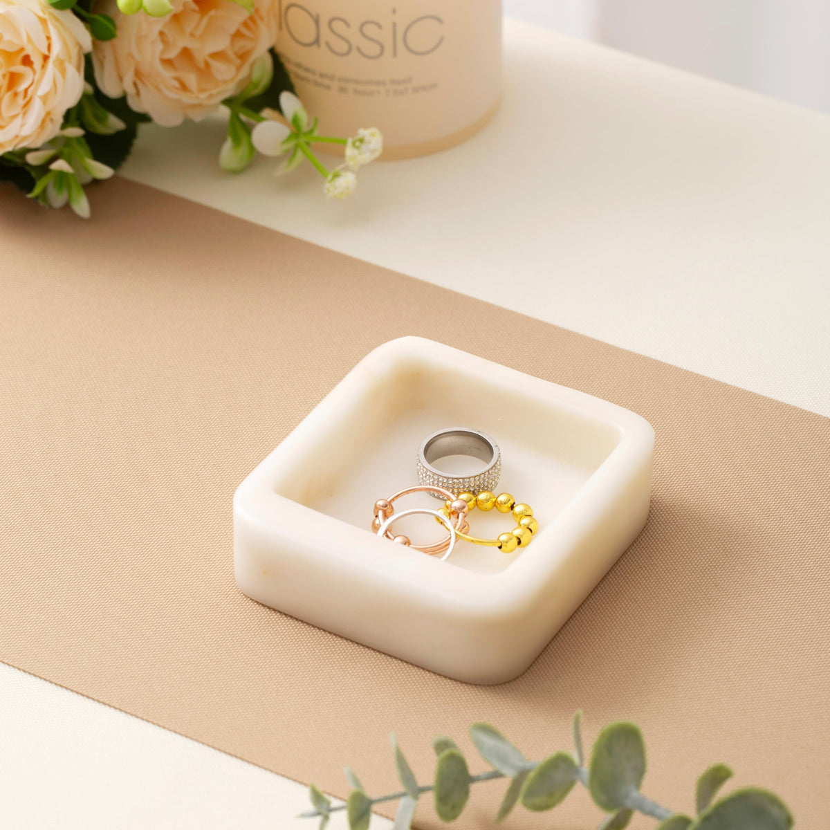 CM CHIC MONDAY Marble Ring Holder for Women, Irregular Square Jewelry Dish Tray, Monthers Day Gifts Small Ring Dish(Natural White)