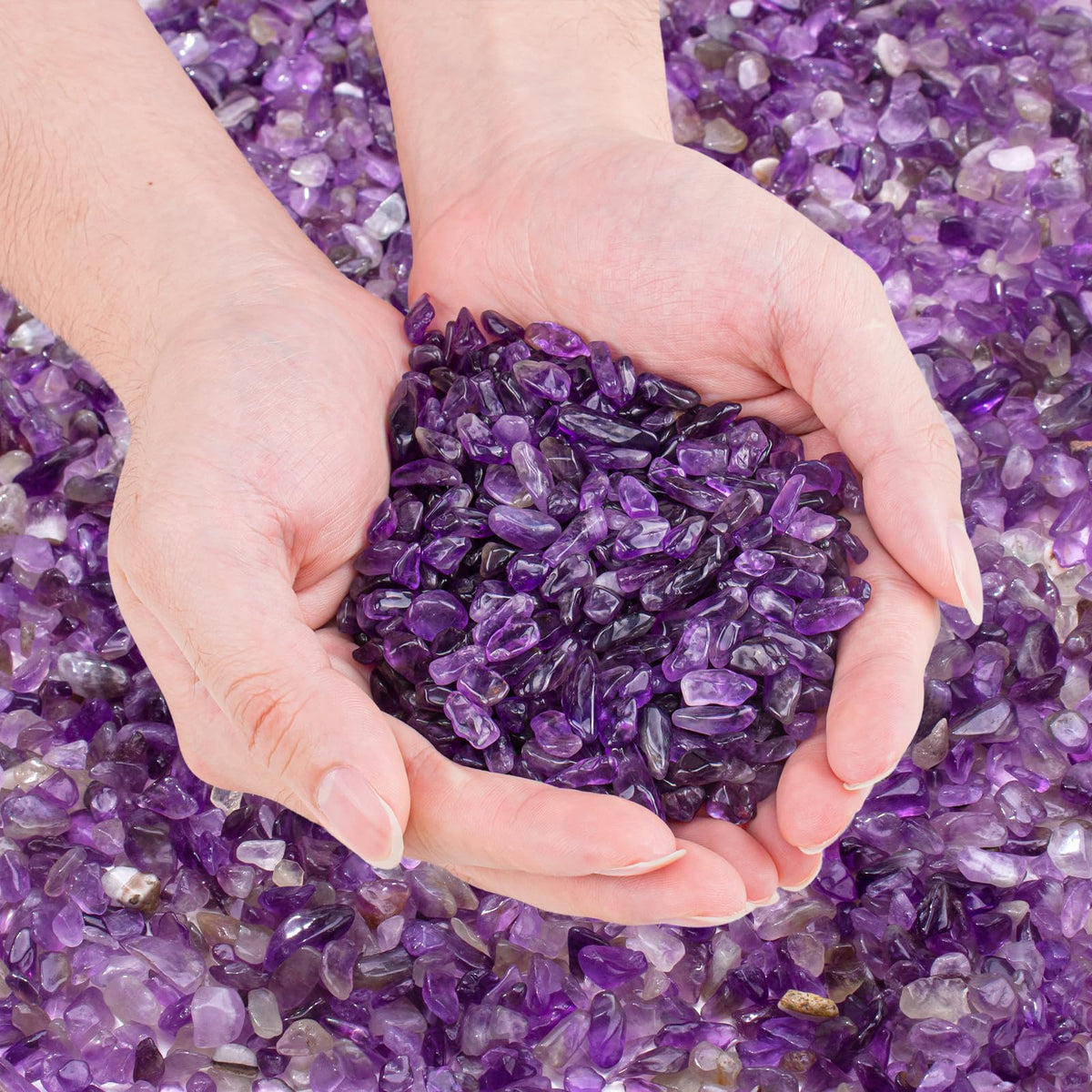 EZEELAI 0.5 Lb/230g Amethyst Quartz Crystal Chips Bulk, Purple Crushed Stones Natural Gemstones Healing Reiki Crystals Mini Quartz Vase Filler Aquarium Gravel Rocks, 5-7mm