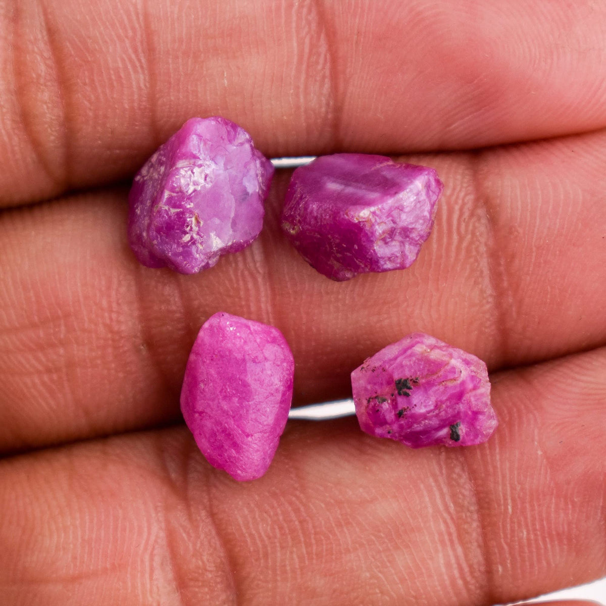 Natural Raw Burmese Ruby Gemstones, Rough Stones, July Birthstones, DIY-Handcrafts, July Birthstone, Energy Meditation Yoga Chakra Healing Crystals, Wholesale, Loose Bulk Lot, Wire Wrapping, Tumbling