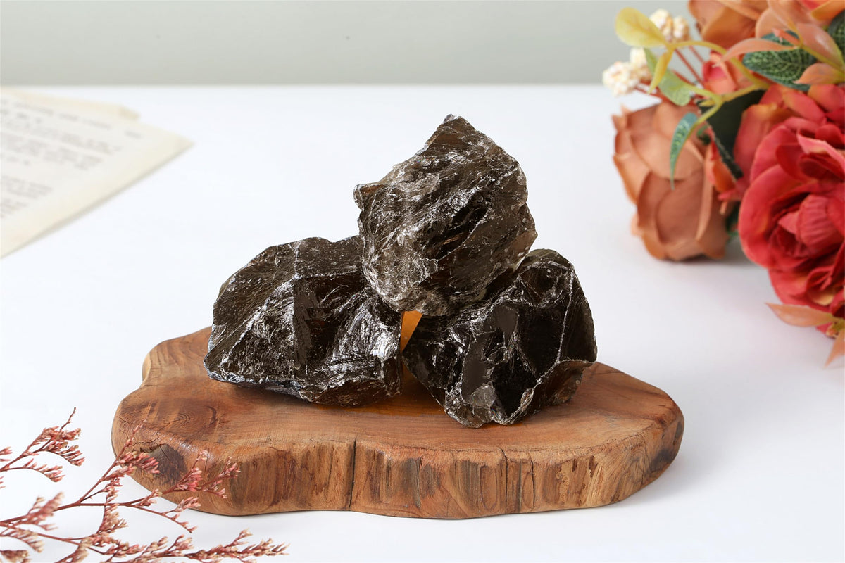 YATOJUZI Smoky Quartz 1.8-2.2" Natural Raw Stones and Healing Crystals Large Stone Rough Crystal Rocks for Tumbling Cabbing Polishing Fountain Rocks Decoration 1PCS