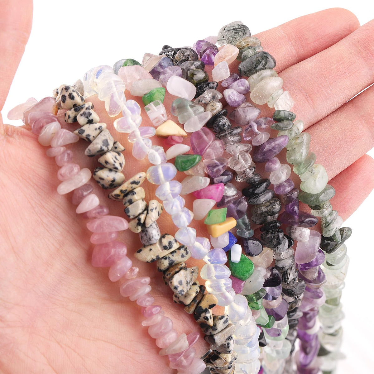 200pcs Natural Irregular Chip Stone Beads 5-8mm Pre-Drilled 30-inch Strand Semi-Precious Healing Crystal Beads for DIY Jewelry Making Bracelet Chakra Crafts Madagascar Rose Quartz