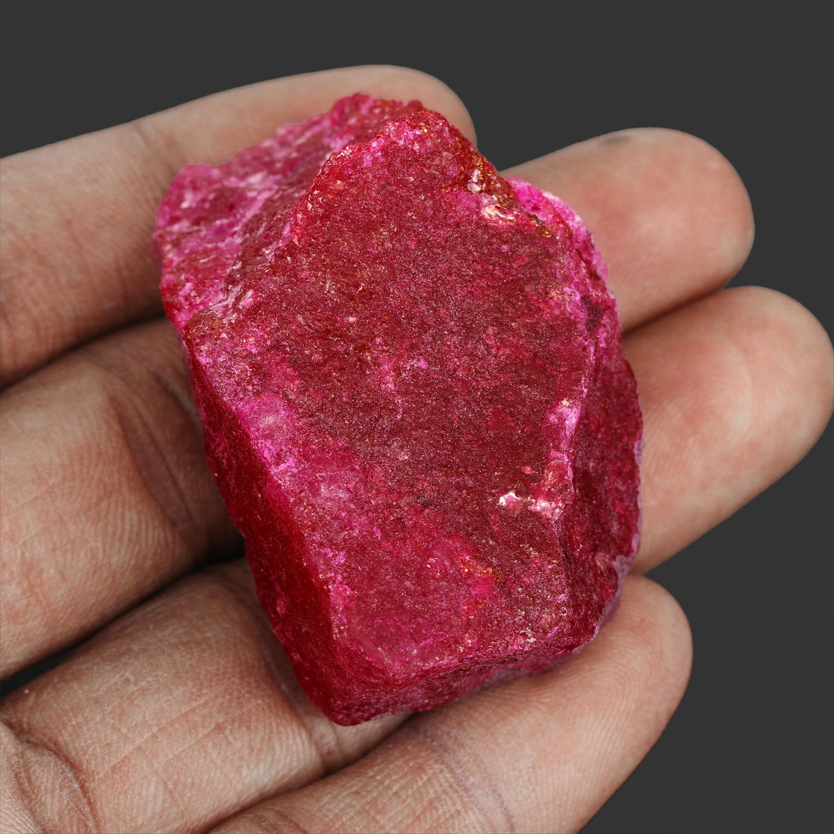 GEMHUB Natural Crystals And Healing Stones 899.00 Carat Raw Rough Ruby Healing Crystals For Jewelry Making