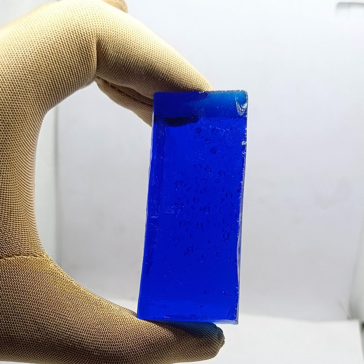 Kayra Blue Sapphire Nano Crystal 575.00 Carat Rough – Lab‑Created Heat‑Resistant Faceting Stone for DIY Jewelry: Ring, Necklace, Pendant; Crystal Healing Reiki, July Birthstone Gift, Handmade Craft Supply Gem