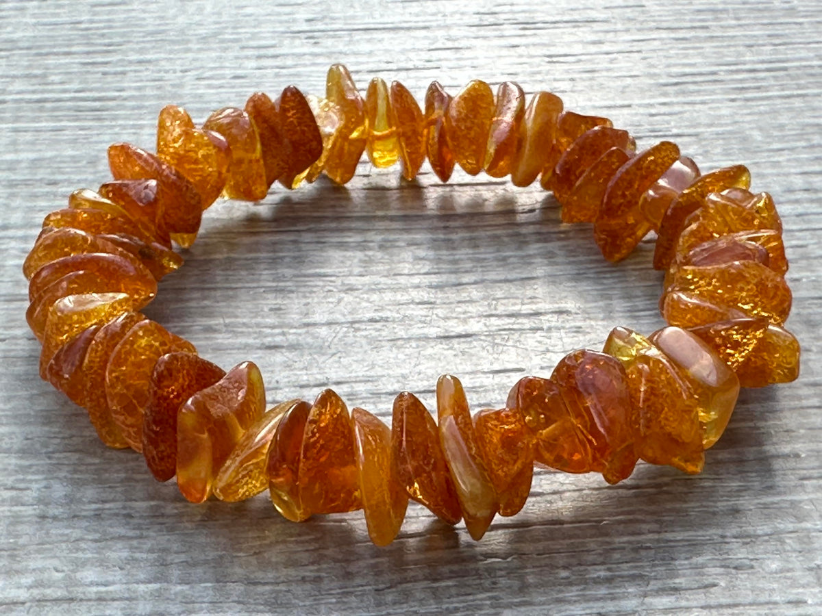 GAF TREASURES Amber Crystal Nugget Bracelet, Genuine Amber Tumbled Gemstone Bracelet, Healing Crystal Bracelet, Gift for Men & Women (1)