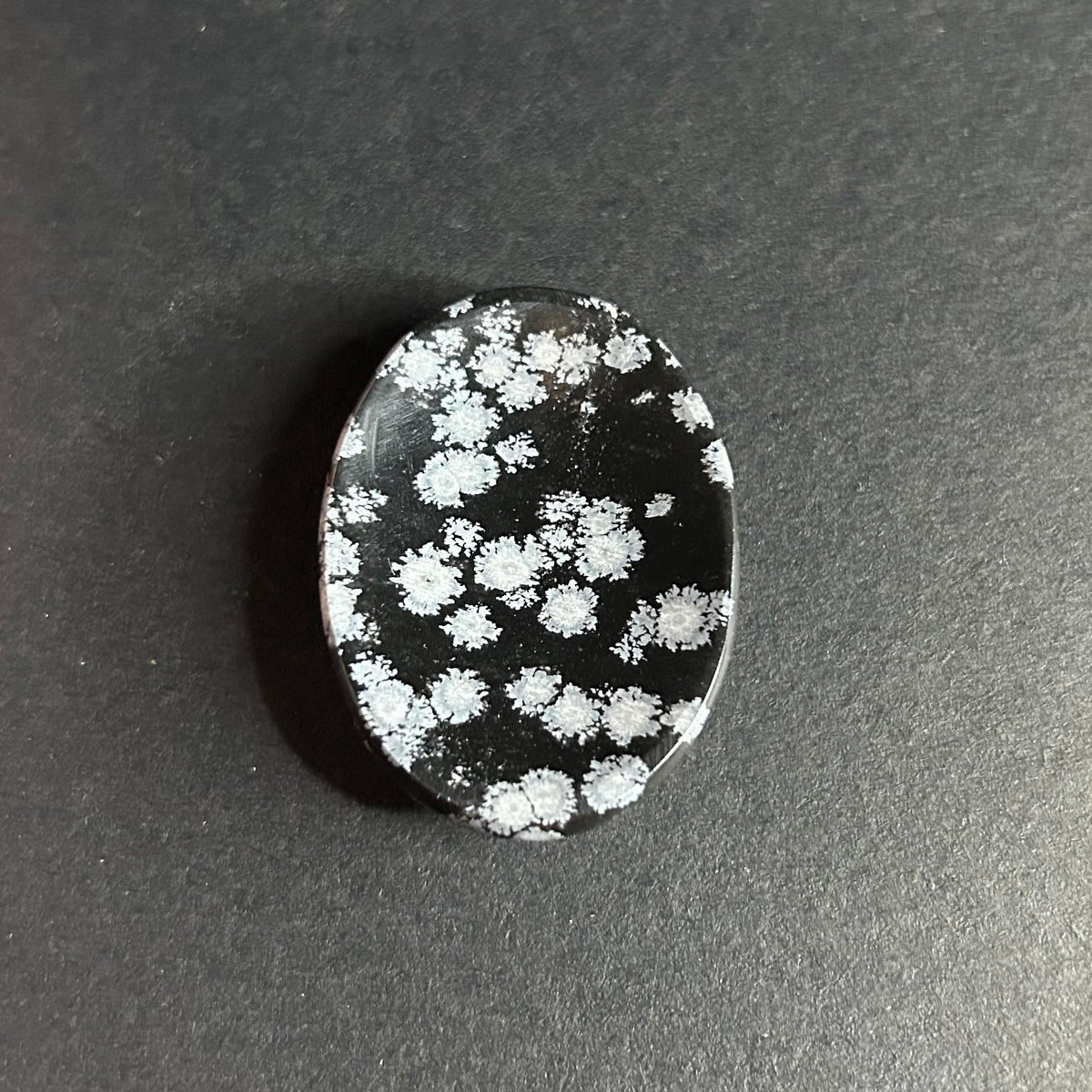 GEMSCITE Snowflake Obsidian Thumb Worry Stones Metaphysical Gemstone Crystal Healing Reiki Men Women Gift FENG Shui Positive Energy Love Wellness Palm Stones Wicca Powerful