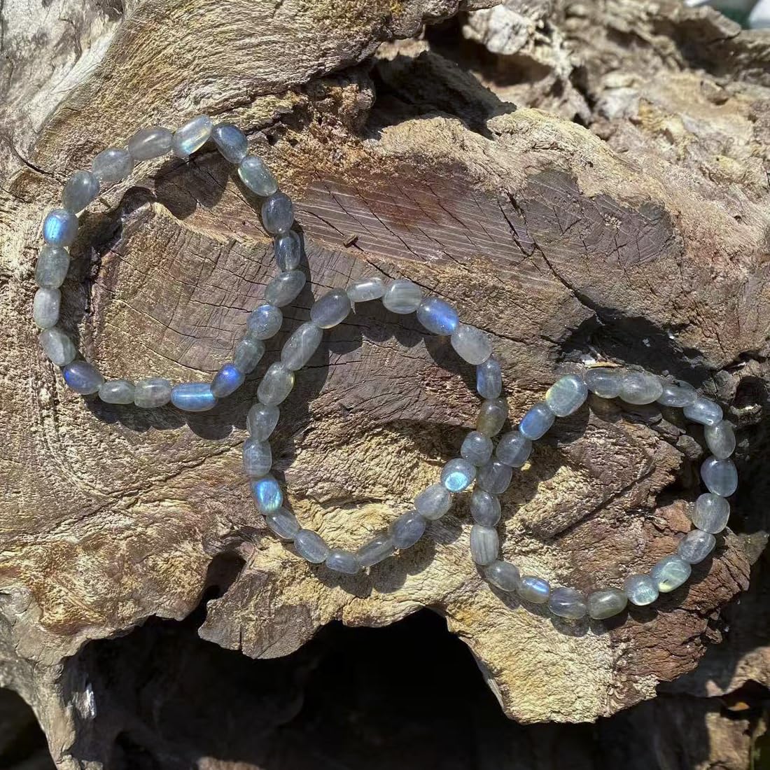 Labradorite Chips Bracelet | Natural Flash Crystal Fragments - Handmade Protection & Magic Energy Third Eye Chakra Gemstones Stacking Jewelry Meditation | Fits for 6-7 inch Small Wrist