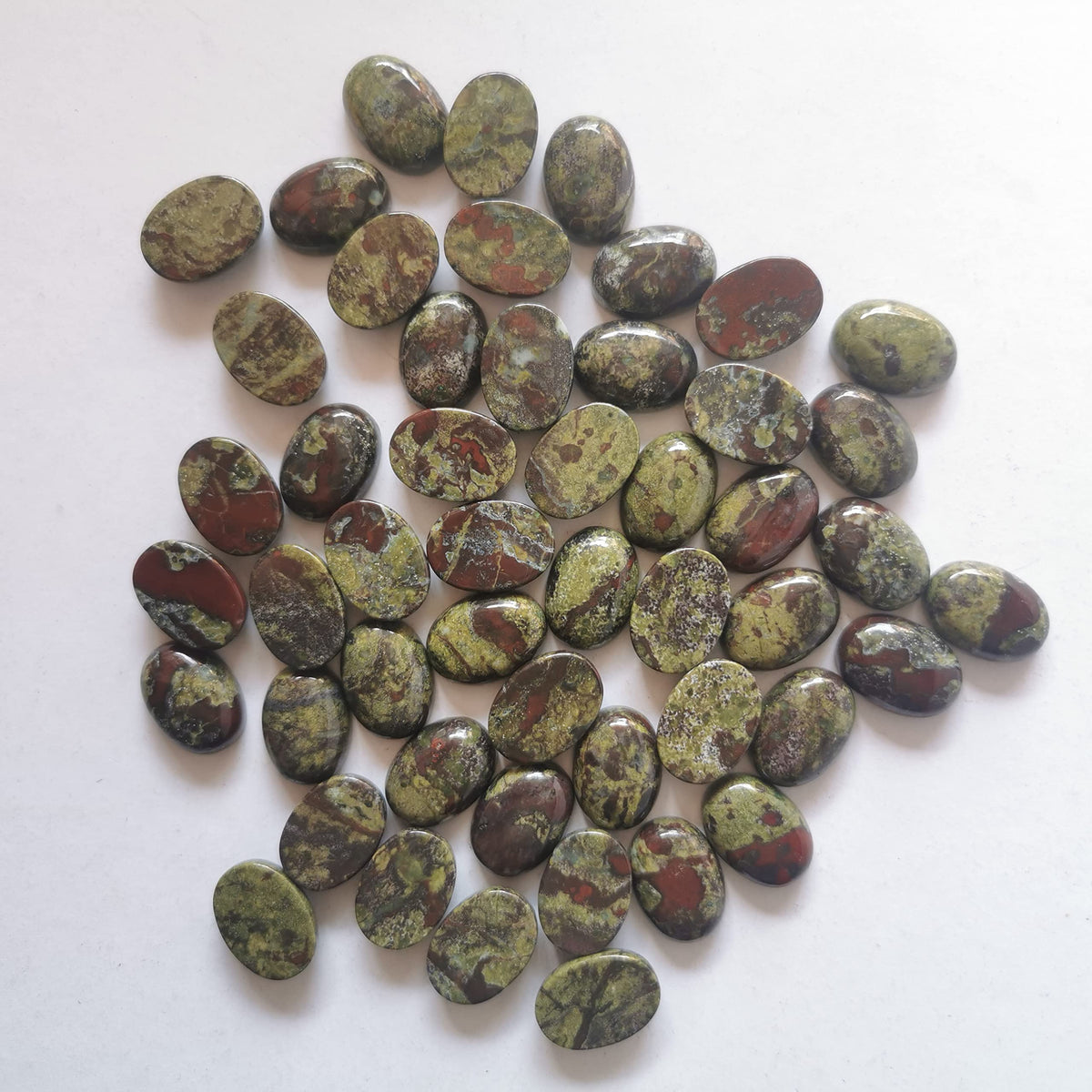Loveliome 18x13mm Oval Cabochons Flatback Crystal Stone Gemstones Beads for Jewelry Making DIY Pack of 10, Dragon Bloodstone