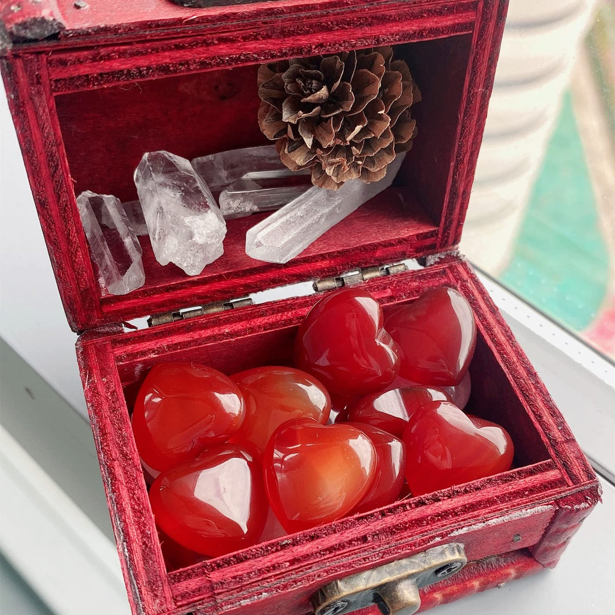 10 PCS Carnelian Crystal Heart Crystal Red Carnelian Agate Stone Polished Healing Palm Love Gemstones Set Wholesale Bulk Gifts Reiki Energy Balancing Meditation Orange Brown Red Carnelian Agate Mothers Day Gifts Bulk Stocking Stuffers