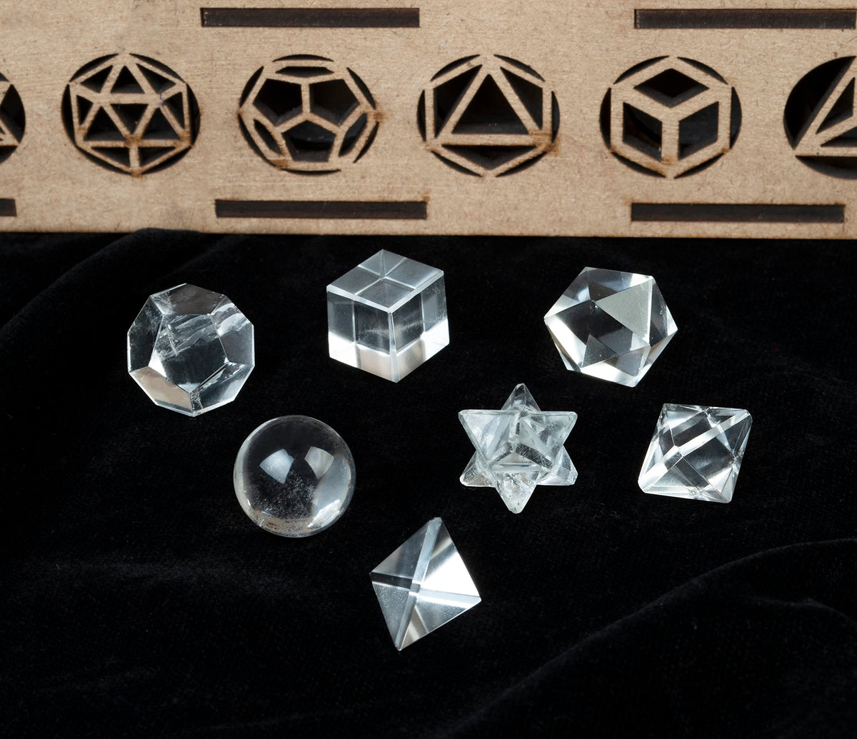 Crocon Clear Quartz 7 Pcs Platonic Solid Sacred Stones Geometry Set for Reiki Healing Chakra Stone Balancing Crystal Cleansing Spiritual Money Good Luck Decor Size: 15-20 mm