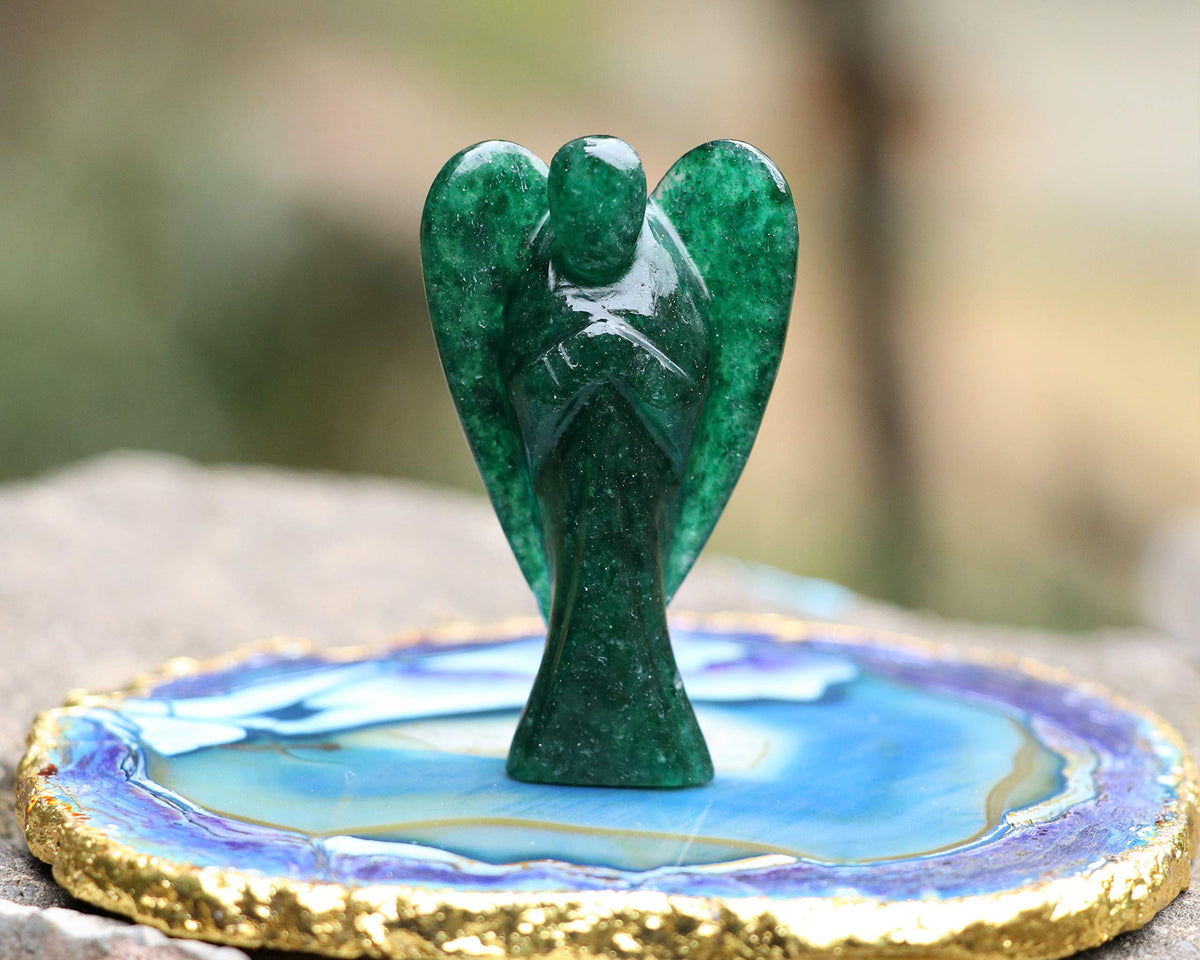 Green Aventurine Gemstone Guardian Angel Healing Crystal, Hand Carved Pocket Angel Figurine - Crystals for Positive Energy, Handmade Mini Statue for Love, Peace & Healing, Natural Gemstone Figurine