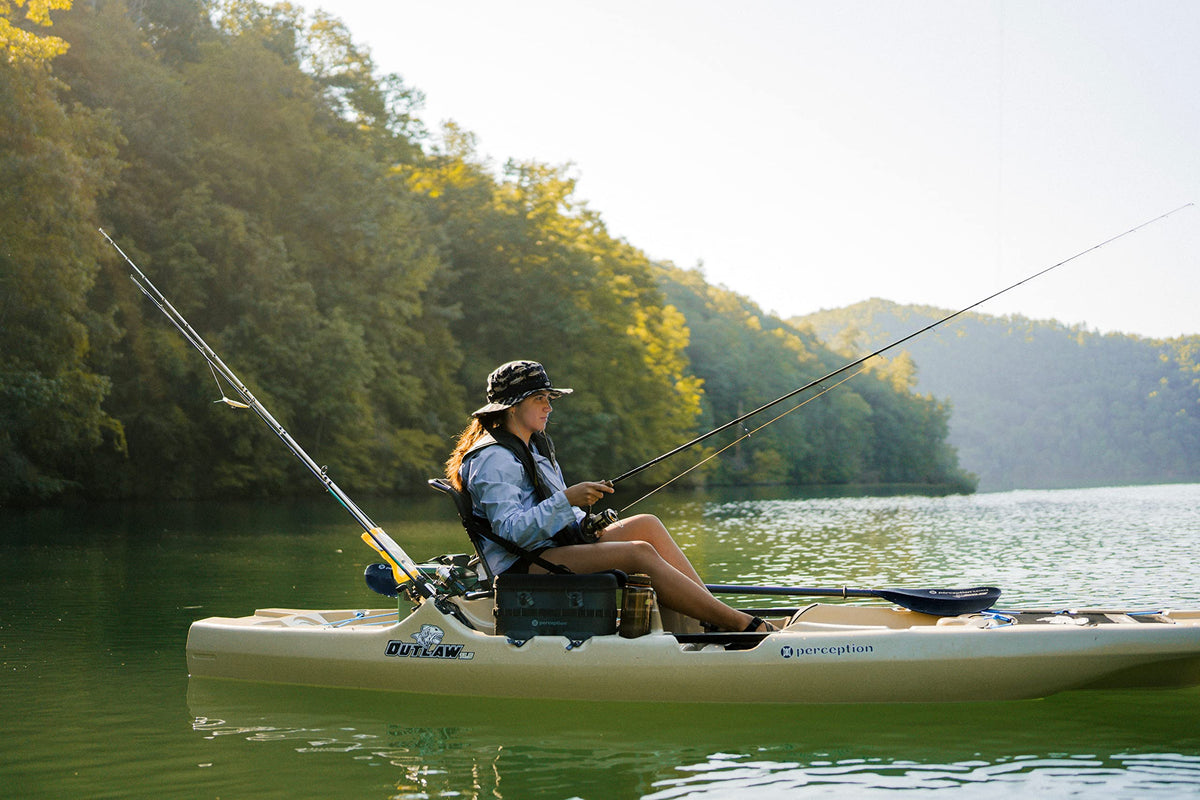 Perception - Outlaw 11.5 Fishing Kayak - Sit on Top - Fold Away Lawn Chair Seat - 4 Rod Holders - Integrated Tackle Trays - 11.5 ft - Dapper