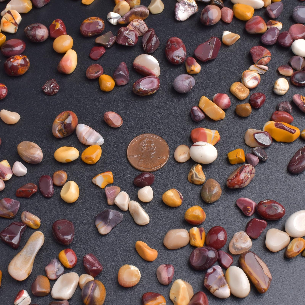 SigMntun Polished Mookaite Jasper Crystal Chips 200 Pcs - 0.3" 10 oz Tumbled Stone Chips Crushed Sea Glass Stones Healing Reiki Crystal Making Home Decoration