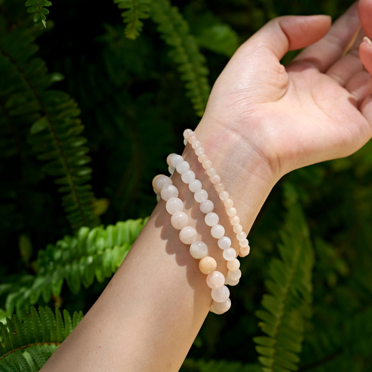 Bivei Pink Aventurine-Gentle Love-6mm Beaded Bracelets for Women Handmade Semi Precious Natural Stone Stretch Elastic Jewelry for Women Yoga Protection Gifts
