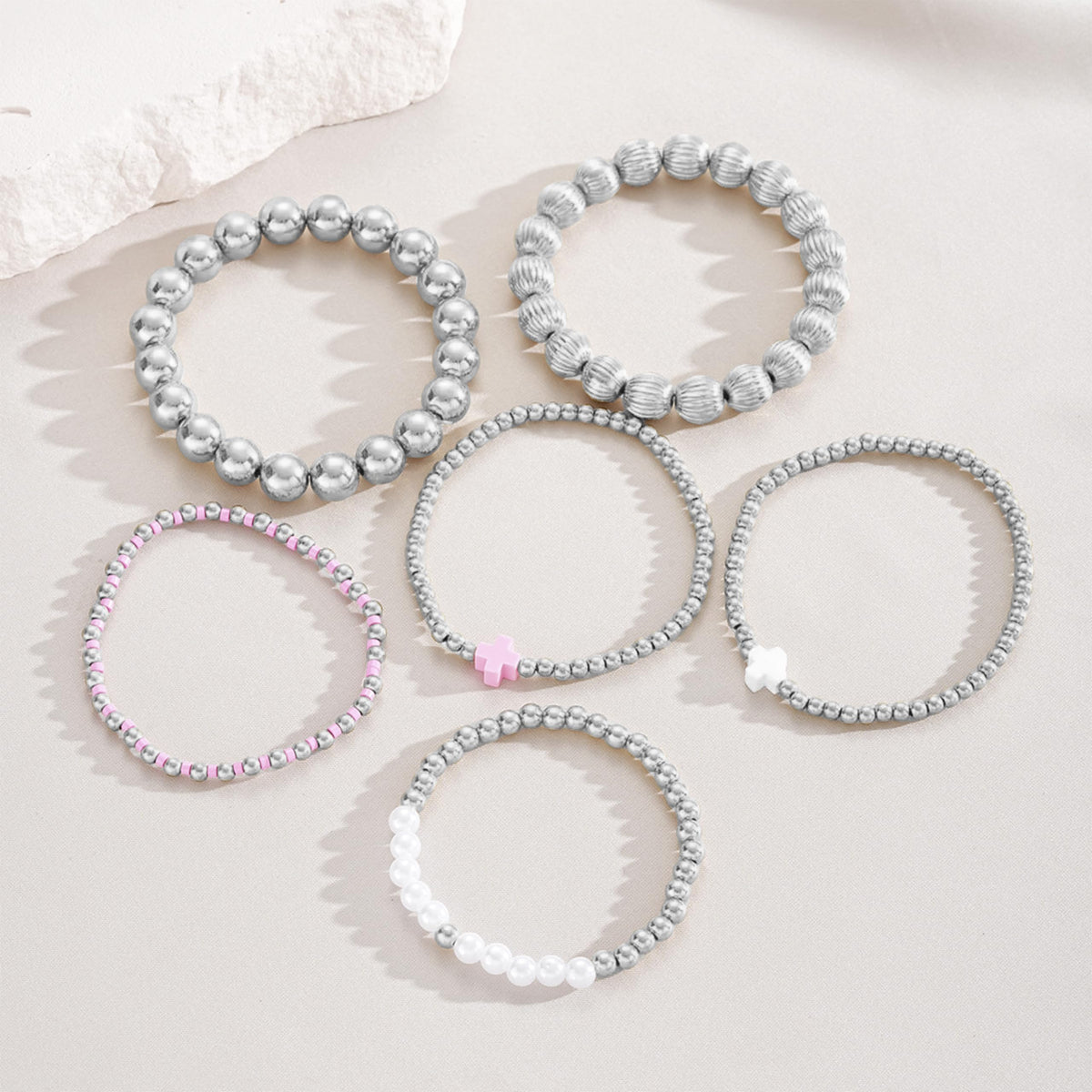 Harry and Henry Gold Beaded Bracelets for Women Gold Pearl Elegant Stackable Bracelets Set Trendy Jewelry Gifts Birthday Valentines Day Gifts for Women