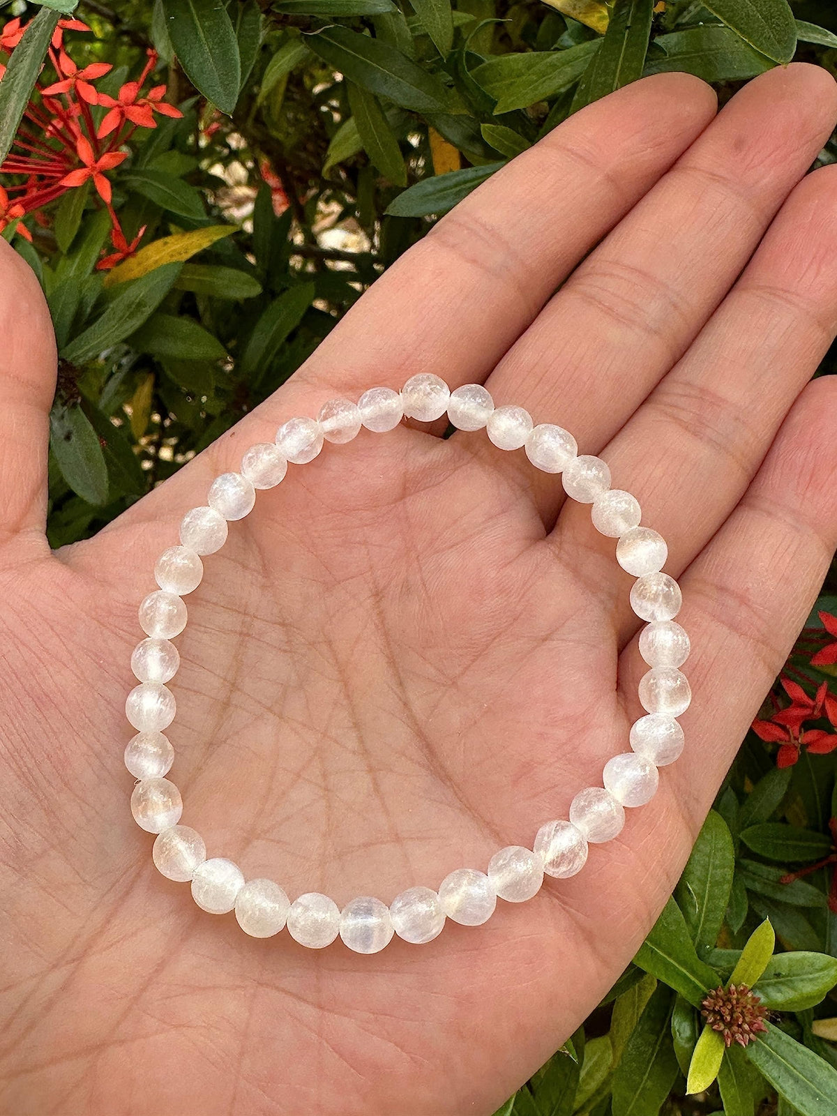 GAF TREASURES Selenite Crystal Bead Bracelet 8mm, Genuine Selenite Stretch Gemstone Bracelet, Healing Crystal Bracelet, Gift for Men & Women (1)
