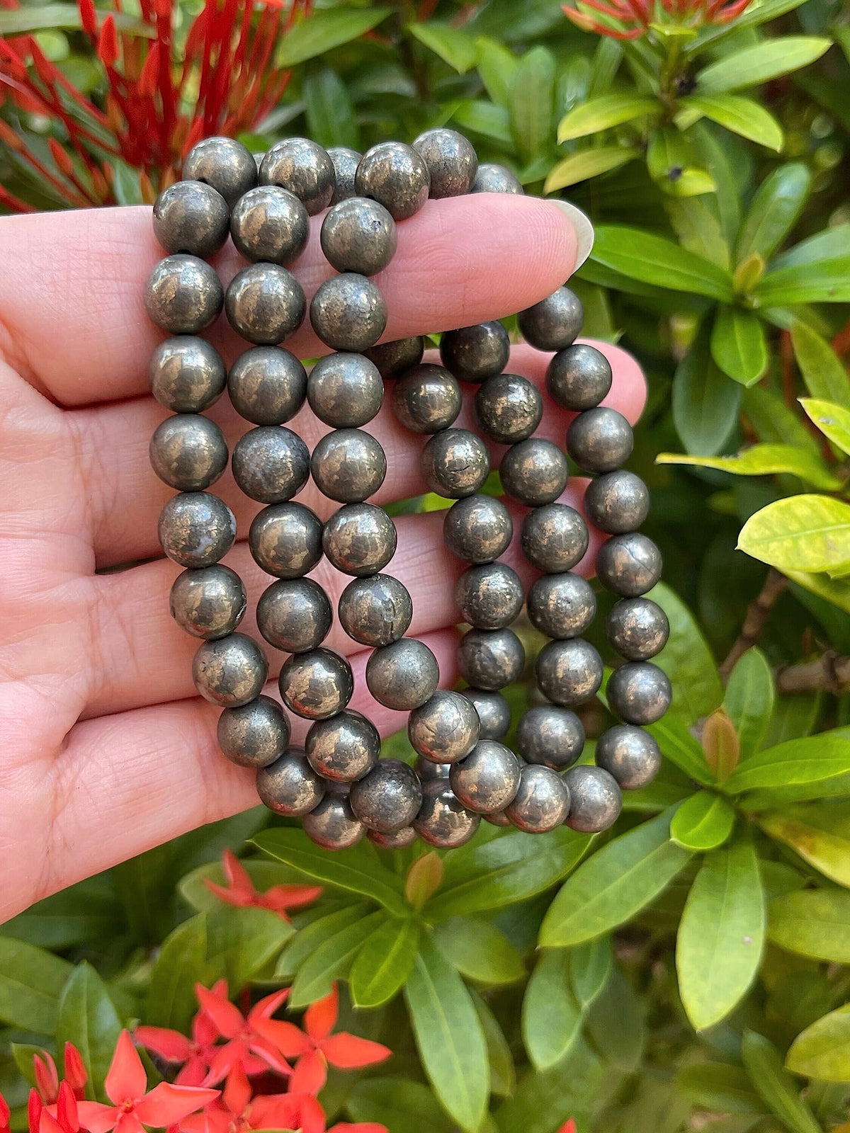 GAF TREASURES Pyrite Crystal Bead Bracelet 8mm, Genuine Pyrite Stretch Gemstone Bracelet, Healing Crystal Bracelet, Gift for Men & Women (1)
