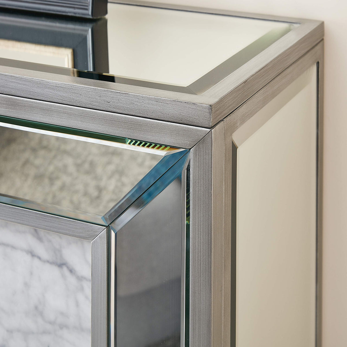 SEI Furniture - Trandling Mirrored Touch Screen Electric Fireplace with Faux Marble - Transitional Design, Grey Glass and Wood - Ideal for Living Room, Bedroom (FR1027359)