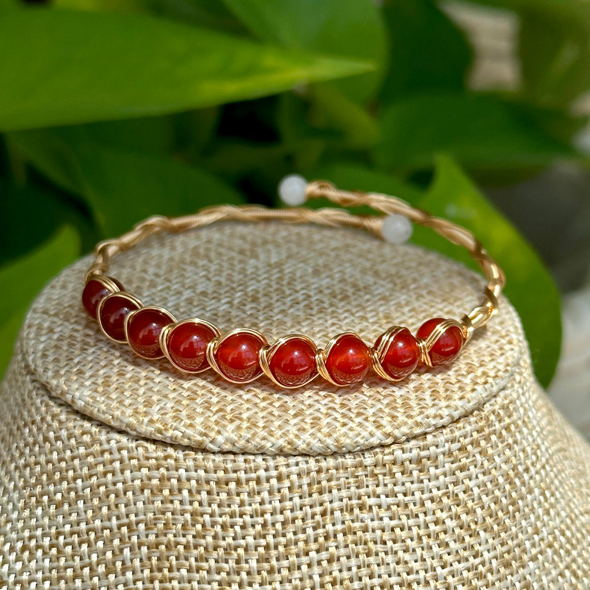PSEEHEE Handmade Genuine Red Agate 14k Gold Filled Wire Wrapped Bracelet, Birthstone Chakra Healing Grounding Gemstone Crystal Beads Adjustable Bangle Cuff Jewelry Gift for Women