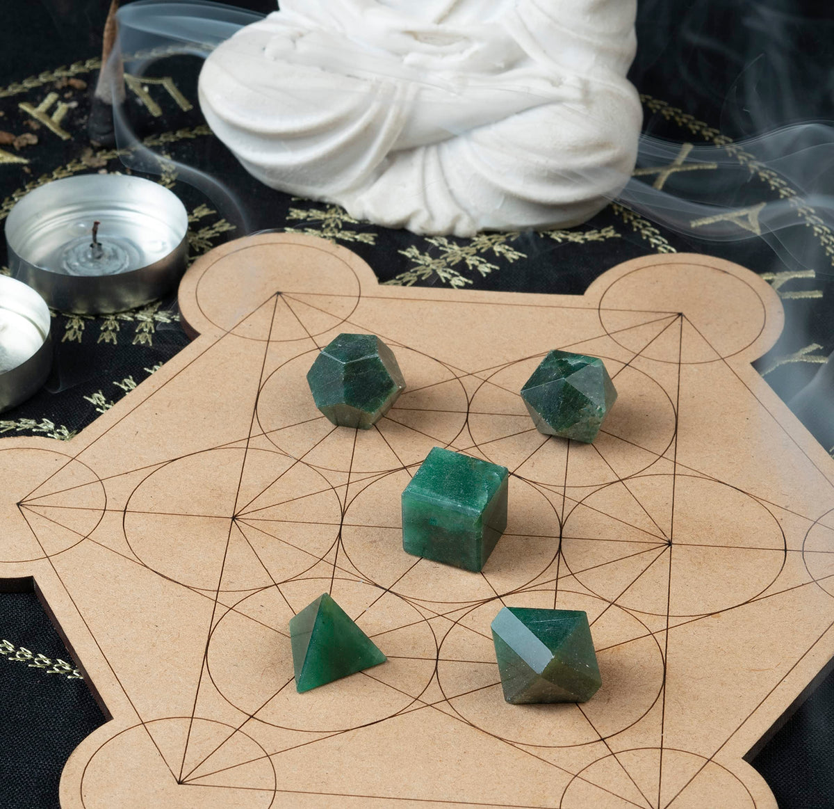 Crocon Green Aventurine 5Pcs Platonic Solids Crystal Geometry Set, Platonic Solids Sacred Geometric Stones for Meditation Reiki Balancing Healing Chakra Stone Cleansing Spiritual Good Luck (15-20 mm)