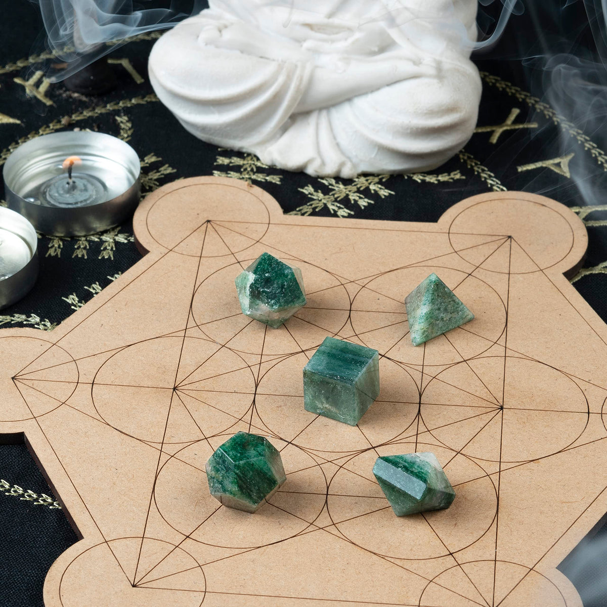 Crocon Green Mica 5Pcs Platonic Solids Crystal Geometry Set, Platonic Solids Sacred Geometric Stones for Meditation Reiki Balancing Healing Chakra Stone Cleansing Spiritual Good Luck (1520 mm)
