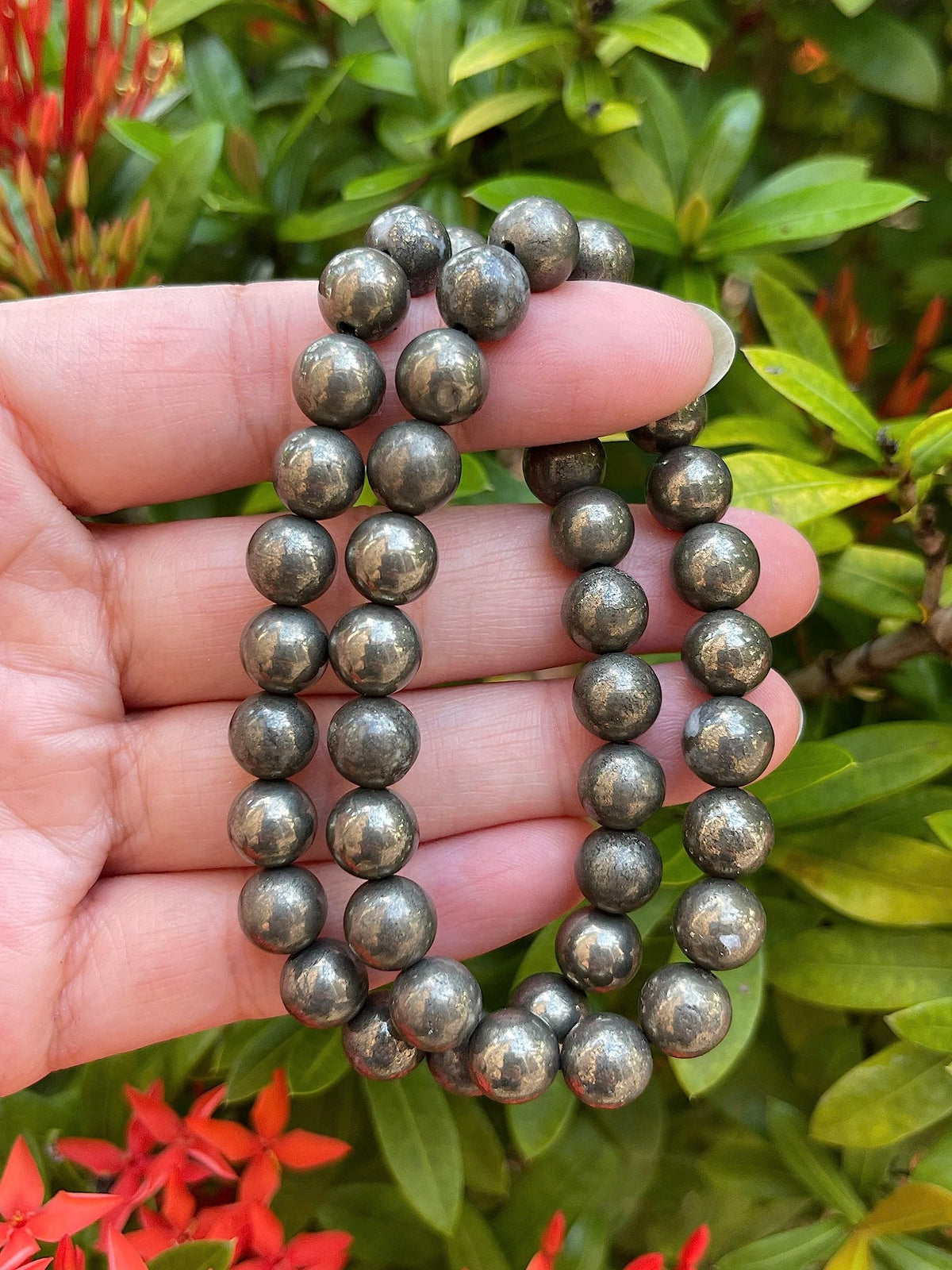 GAF TREASURES Pyrite Crystal Bead Bracelet 8mm, Genuine Pyrite Stretch Gemstone Bracelet, Healing Crystal Bracelet, Gift for Men & Women (1)