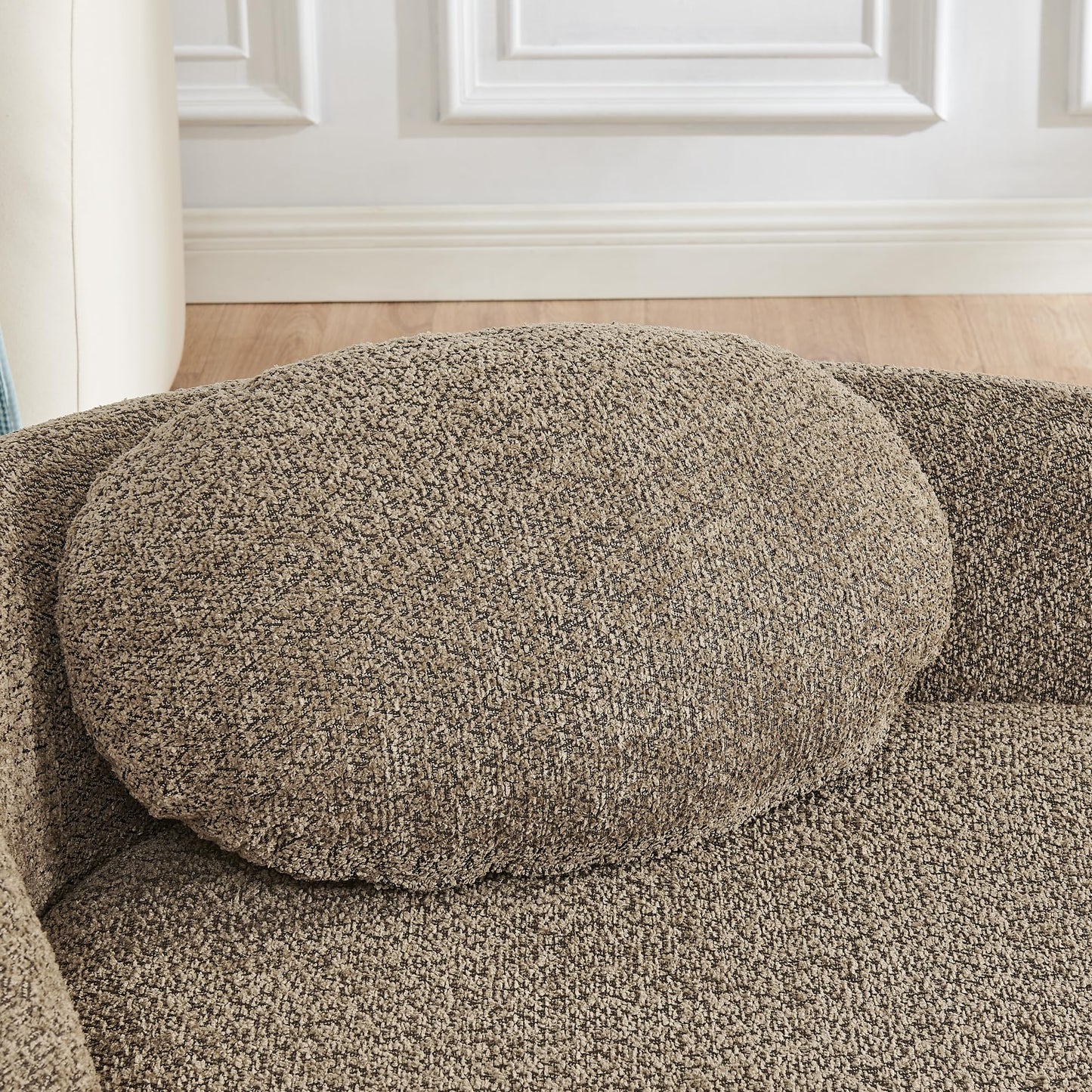 KEIKI 67" L Boucle Chaise Lounge Sofa Chair Indoor with Backrest, Armrest & Pillow, Oval Upholstered Single Lounger Sleeper Chair, Modern Reading Lazy Cloud Sofa Bed Recliner for Living Room Bedroom
