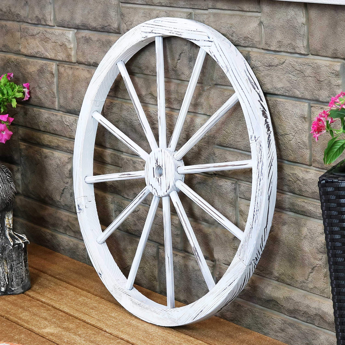 Sunnydaze 29-Inch Decorative Fir Wood Wagon Wheel - Rustic Western Indoor and Outdoor Decor - White